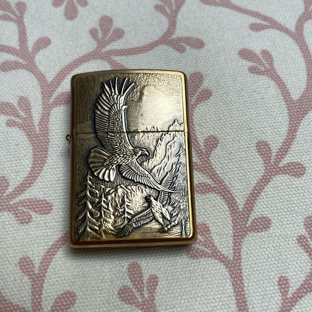 Vintage zippo eagle design
